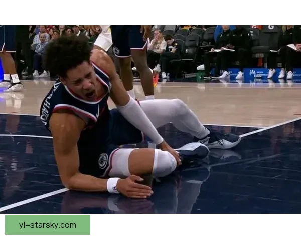 加兰伤口未愈小卡独自扛队继续