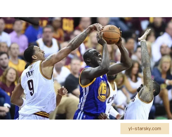 勇士惜败雷霆 2人出色 5人及格 3人低迷